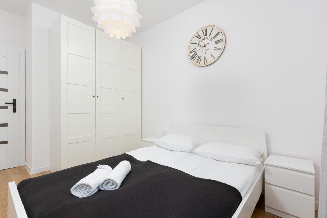 Forum Wola Jana Kazimierza Apartment By Noclegi Renters Варшава Екстериор снимка