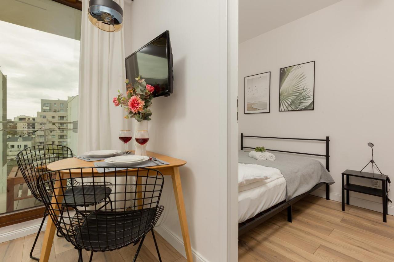 Forum Wola Jana Kazimierza Apartment By Noclegi Renters Варшава Екстериор снимка